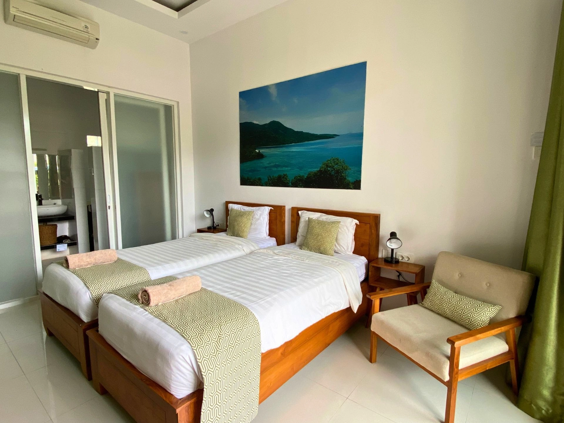 Themed rooms inspired by the island